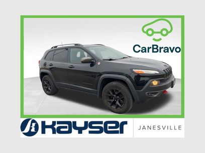 Used 2016 Jeep Cherokee Trailhawk w/ Comfort/Convenience Group