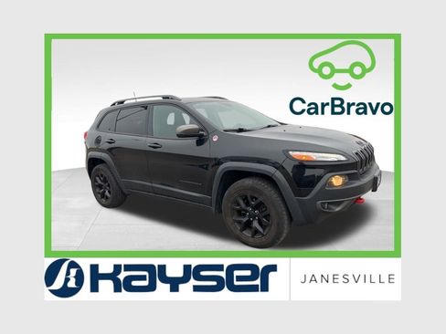 Used 2016 Jeep Cherokee Trailhawk w/ Comfort/Convenience Group image 1