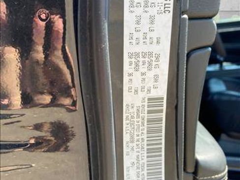 Used 2015 Jeep Grand Cherokee Limited RWD image 18