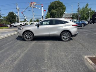Used 2024 Toyota Venza XLE AWD/4WD video 2