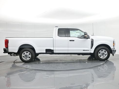 New 2026 Ford F350 XLT image 29