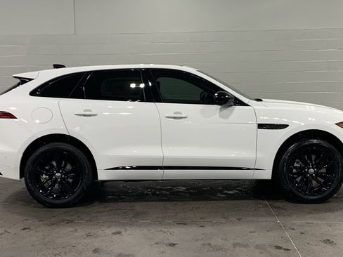 New 2026 Jaguar F-PACE R-Dynamic S image 13