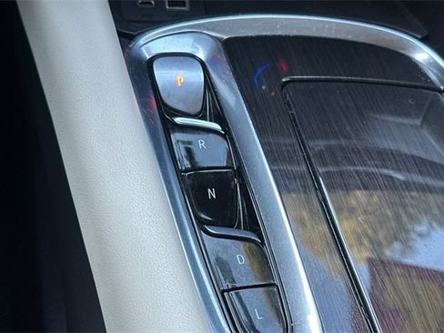 Used 2022 Buick Enclave Premium w/ Surround and Sites Package image 19