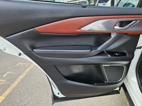 Used 2017 MAZDA CX-9 Signature AWD/4WD image 17