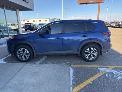 Used 2022 Nissan Rogue SV image 22