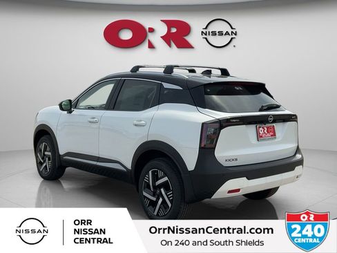 New 2026 Nissan Kicks SV w/ Cold Weather Package FWD image 7