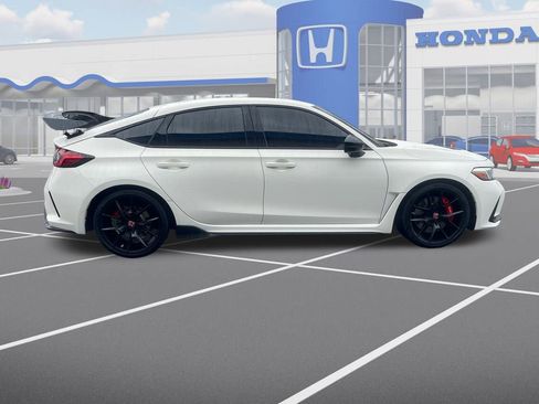 Used 2025 Honda Civic Type R image 10