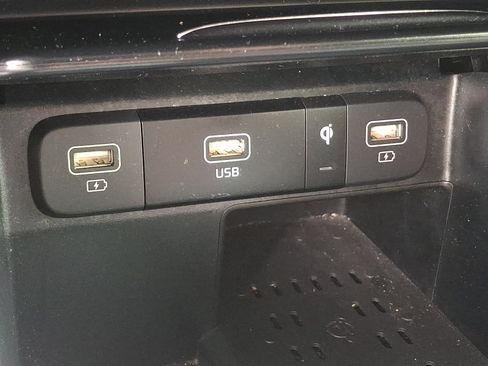 Certified 2023 Kia Sorento S AWD/4WD image 23