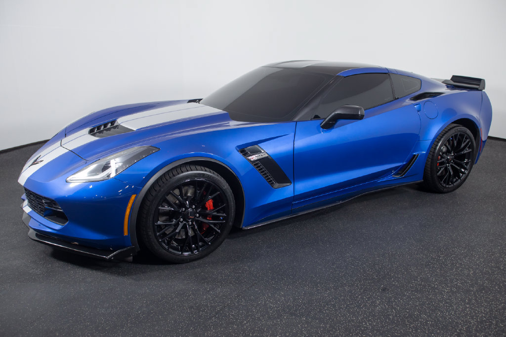 Used 2016 Chevrolet Corvette Z06 w/ 3LZ Preferred Equipment Group RWD image 5