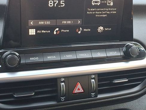 Used 2023 Kia Forte LXS FWD image 25