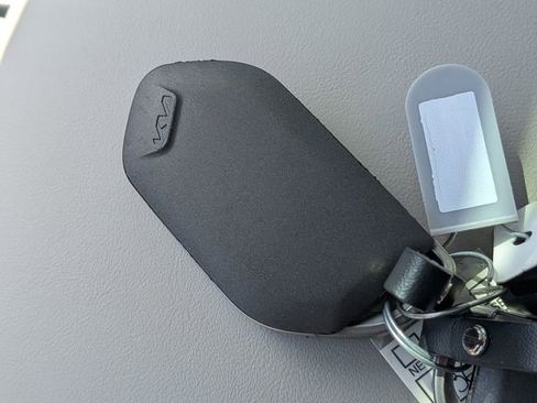 Used 2025 Kia Sorento EX w/ Panoramic Sunroof Package FWD image 34