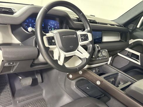 Used 2020 Land Rover Defender 110 SE AWD/4WD image 22
