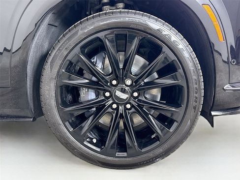 Used 2026 Cadillac Vistiq Platinum w/ LPO, Floor Liner Package image 29