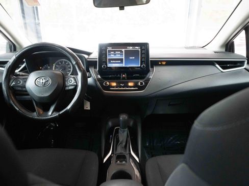 Used 2021 Toyota Corolla LE FWD image 20