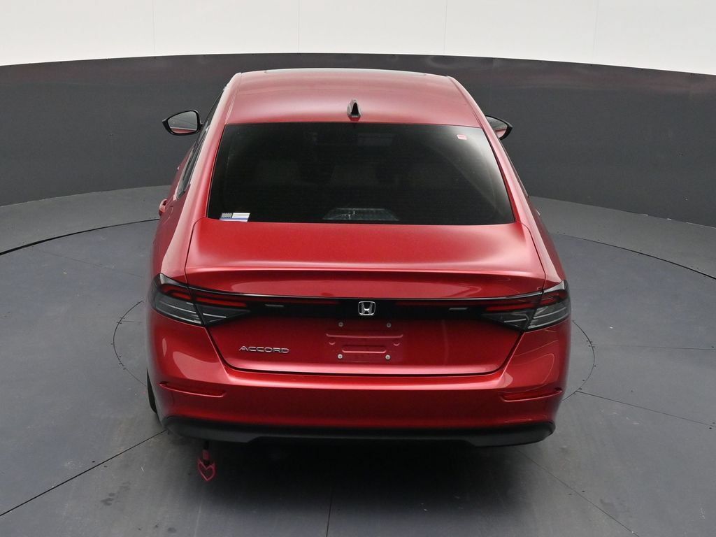 Used 2025 Honda Accord SE image 14