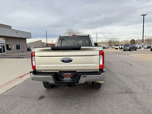 Used 2017 Ford F250 XLT image 7