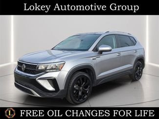 Certified 2023 Volkswagen Taos SE w/ Panoramic Sunroof Package 360° Tour