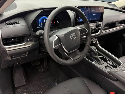 New 2026 Toyota Grand Highlander AWD image 3