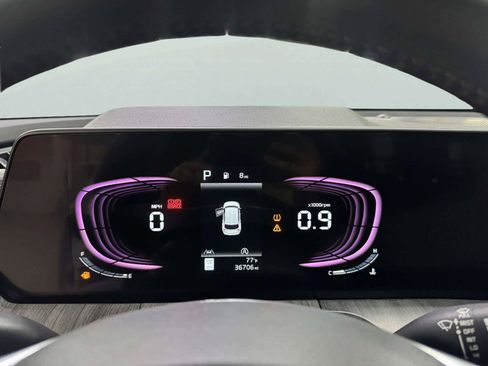 Used 2023 Kia Telluride EX w/ EX Captain's Chair Package FWD image 31