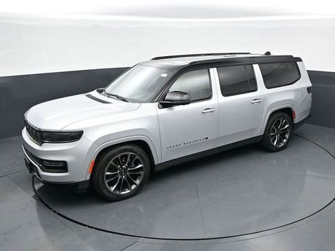 Used 2024 Jeep Grand Wagoneer L Series III w/ Quick Order Packagew 28T image 32