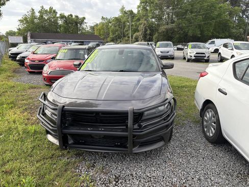Used 2017 Dodge Charger Police w/ Street Appearance Group RWD image 2