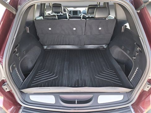 Used 2017 Jeep Grand Cherokee Limited w/ Trailer Tow Group IV image 24