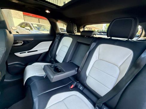 Used 2017 Jaguar F-PACE R-Sport AWD/4WD image 33