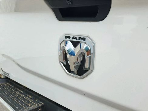 Used 2021 RAM 3500 Tradesman w/ Chrome Appearance Group AWD/4WD image 12