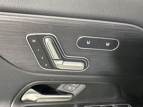 Used 2021 Mercedes-Benz GLA 250 GLA 250 image 10