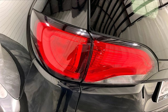 Used 2019 Chrysler Pacifica Touring-L Plus FWD image 30
