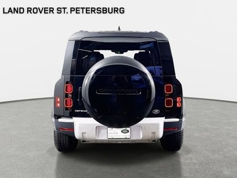 Used 2023 Land Rover Defender 110 SE image 6