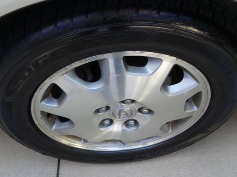 Used 2004 Acura RL image 39