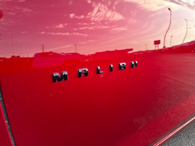 Used 2022 Chevrolet Malibu RS FWD image 31