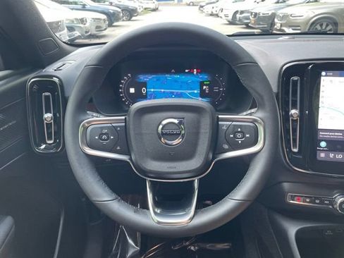 Certified 2023 Volvo XC40 Recharge Ultimate AWD/4WD image 19