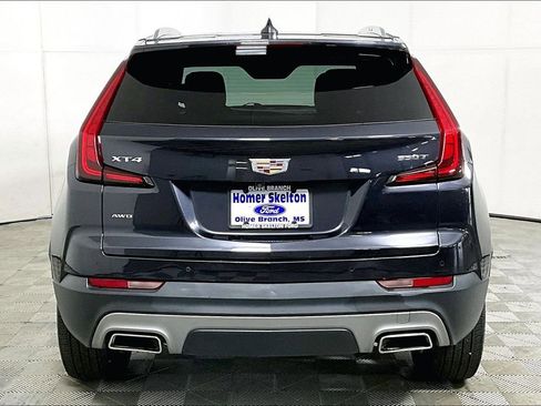 Used 2023 Cadillac XT4 Premium Luxury w/ Cold Weather Package image 4