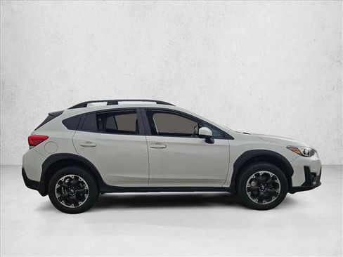 Used 2022 Subaru Crosstrek 2.0i Premium w/ Popular Package #4 image 4