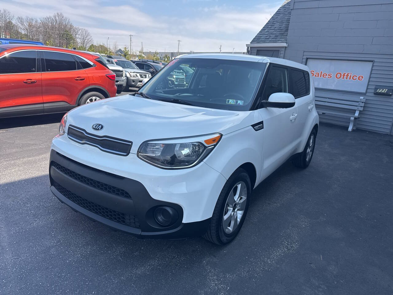 Used 2018 Kia Soul FWD image 3