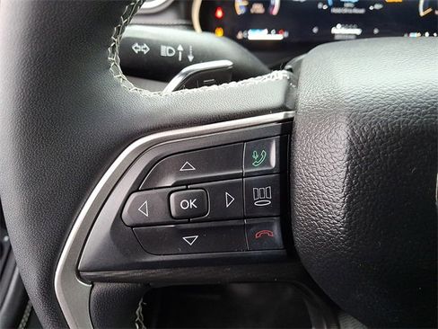 Used 2023 Jeep Grand Cherokee L Altitude image 22