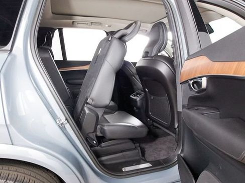Certified 2023 Volvo XC90 B6 Plus w/ Protection Package Premier AWD/4WD image 17