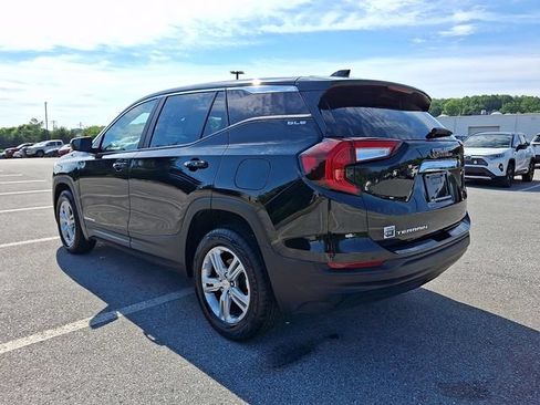Used 2024 GMC Terrain SLE AWD/4WD image 4