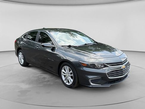 Used 2016 Chevrolet Malibu LT w/ Leather Package FWD image 12