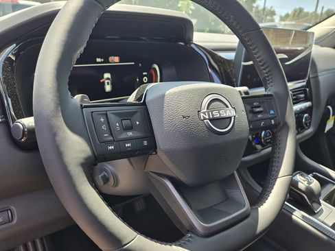 New 2026 Nissan Pathfinder Platinum w/ Cargo Package AWD/4WD image 12