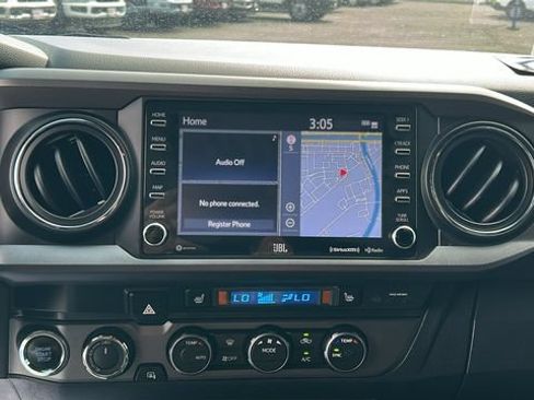 Used 2023 Toyota Tacoma TRD Off-Road w/ TRD Premium Off Road Package AWD/4WD image 21