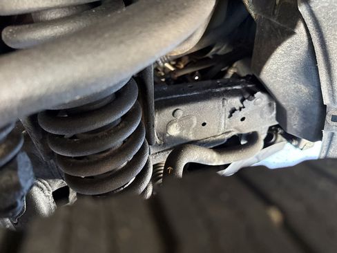 Used 2018 Toyota 4Runner SR5 AWD/4WD image 41