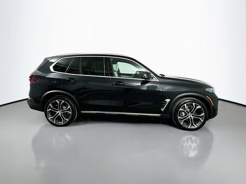 Used 2026 BMW X5 xDrive40i w/ Climate Comfort Package image 4