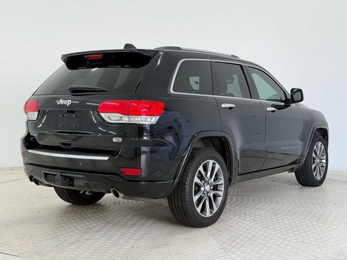 Used 2017 Jeep Grand Cherokee Overland AWD/4WD image 9