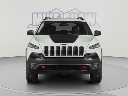 Used 2017 Jeep Cherokee Trailhawk w/ Cold Weather Group AWD/4WD image 4