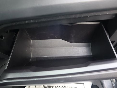 Used 2017 Toyota Corolla L FWD image 33