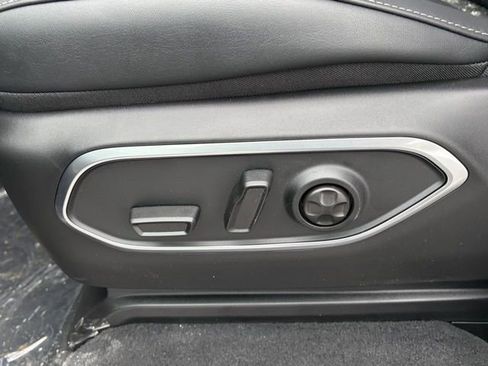 New 2026 Jeep Grand Wagoneer L Limited image 16