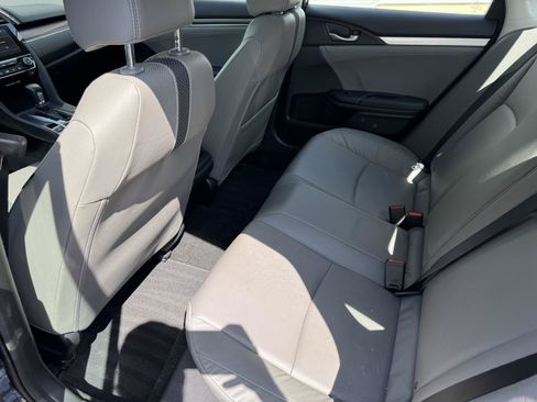 Used 2019 Honda Civic EX-L image 11